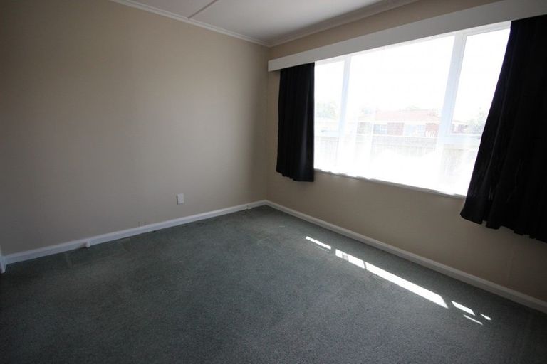 Photo of property in 2 Bristol Crescent, Roslyn, Palmerston North, 4414
