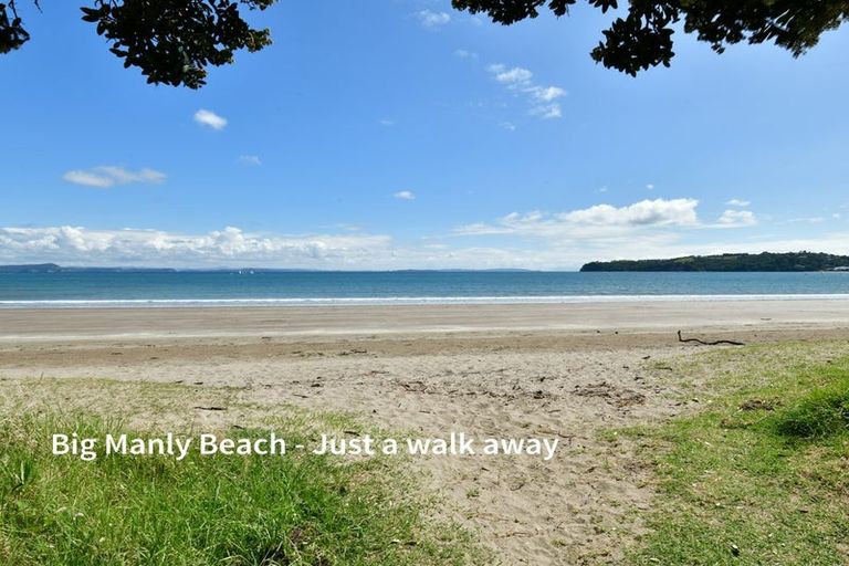 Photo of property in 54 The Circle, Manly, Whangaparaoa, 0930