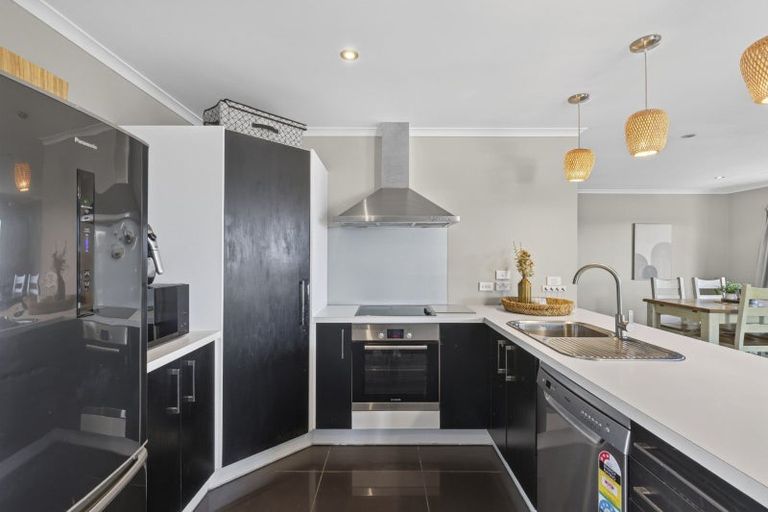 Photo of property in 6 Coby Sydney Drive, Bell Block, New Plymouth, 4312