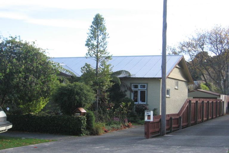 Photo of property in 47 Norton Park Avenue, Fairfield, Lower Hutt, 5011