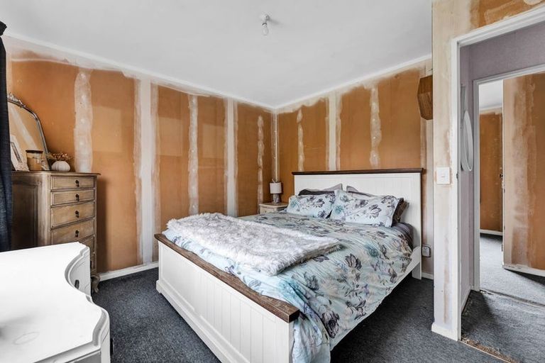 Photo of property in 19 Chartwell Drive, Eltham, 4322