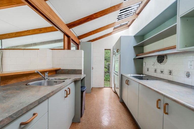 Photo of property in 15 Fenton Terrace, Cockle Bay, Auckland, 2014