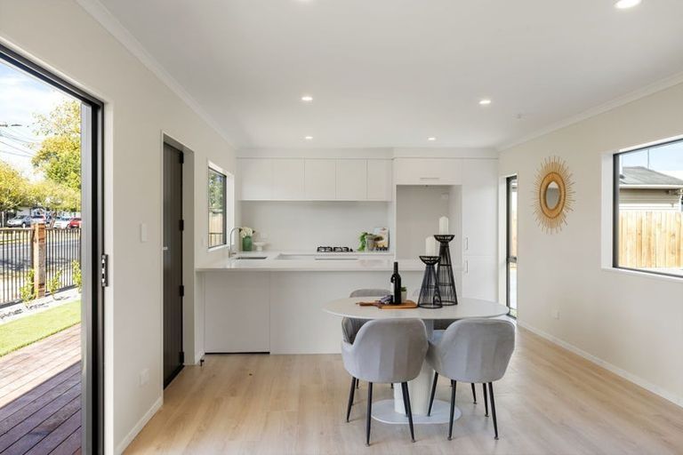 Photo of property in 18 Mount View Road, Melville, Hamilton, 3206