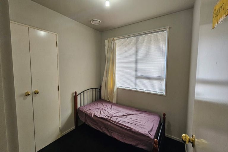 Photo of property in 1/15 Newnham Terrace, Upper Riccarton, Christchurch, 8041