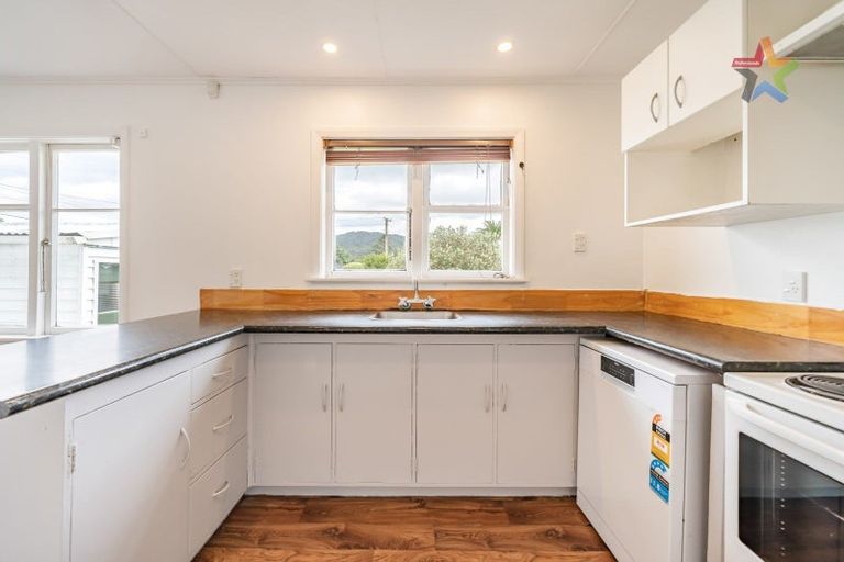 Photo of property in 35 Frederick Street, Wainuiomata, Lower Hutt, 5014