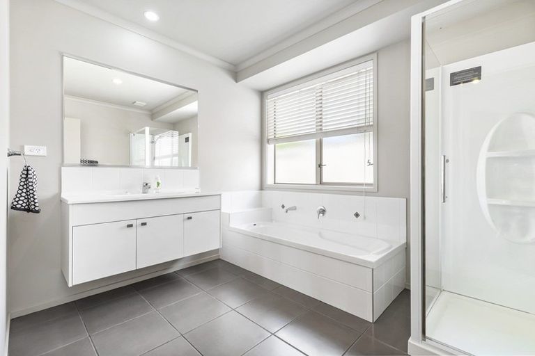 Photo of property in 8 Savannah Place, Rototuna North, Hamilton, 3210