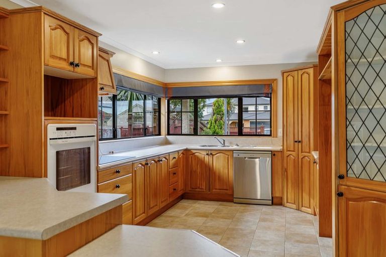 Photo of property in 116 Pacific Drive, Fitzherbert, Palmerston North, 4410