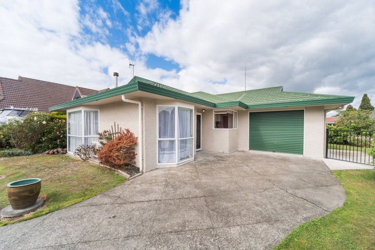 Photo of property in 6 Jamesdale Court, Ashhurst, 4810