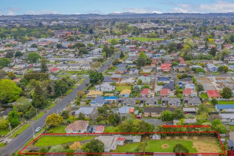 Photo of property in 28 Vine Street, Mangere East, Auckland, 2024