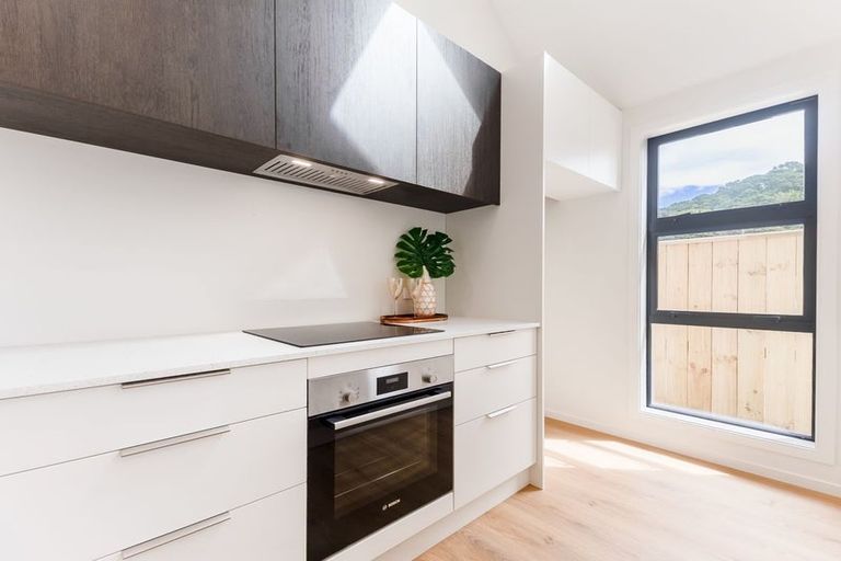 Photo of property in 26-28 Ruahine Street, Paraparaumu, 5032