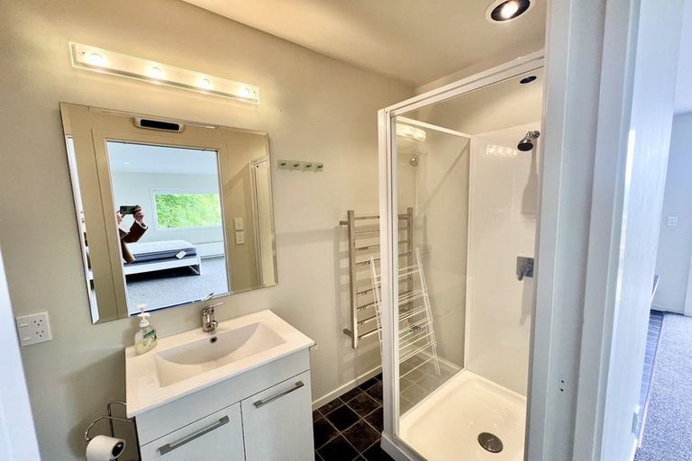 Photo of property in 6 Bernard Street, Two Mile Bay, Taupo, 3330