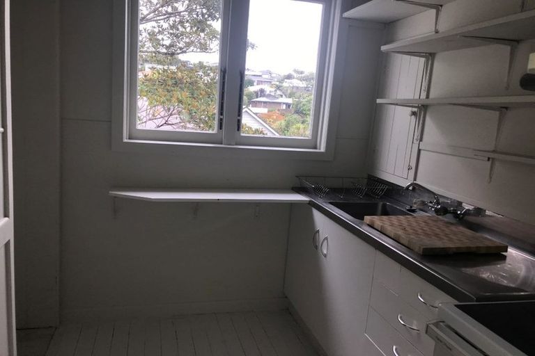 Photo of property in 25a Penzance Road, Mairangi Bay, Auckland, 0630