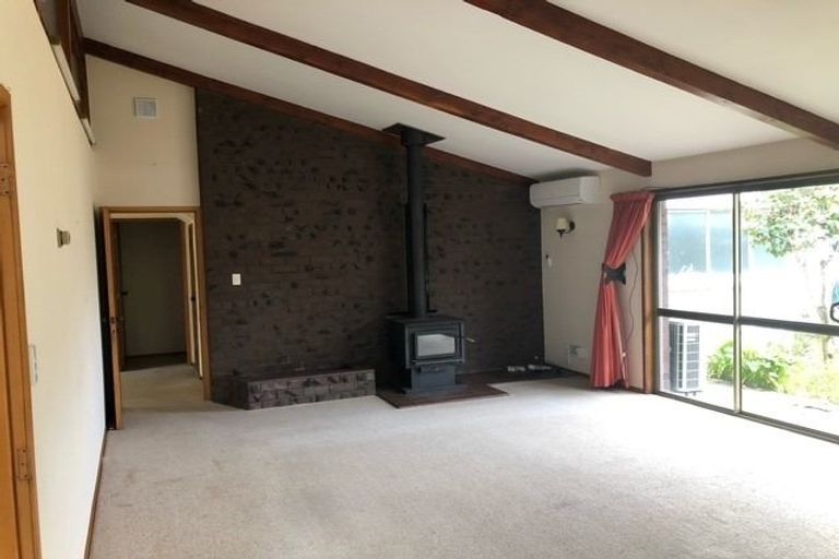 Photo of property in 4 Stonebridge Park Drive, Holdens Bay, Rotorua, 3010