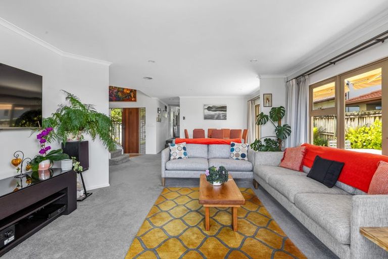 Photo of property in 1/126 Whangaparaoa Road, Red Beach, 0932