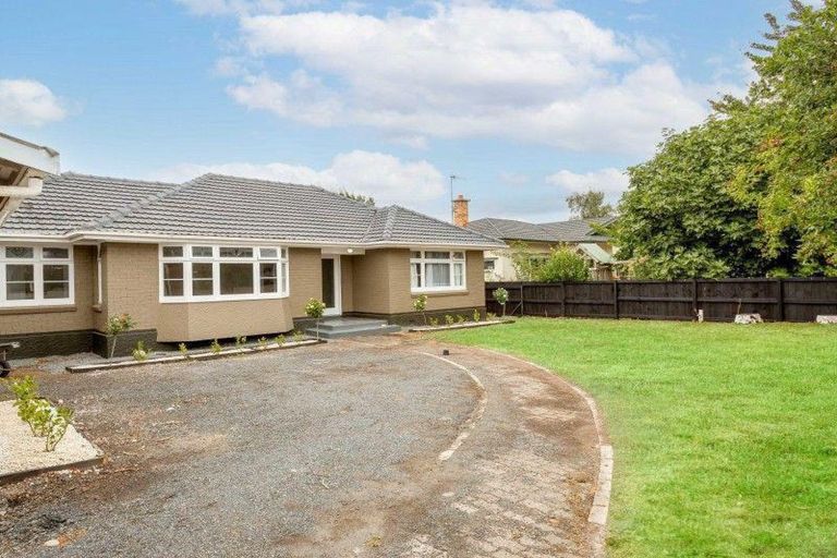 Photo of property in 92 Te Aroha Street, Hamilton East, Hamilton, 3216