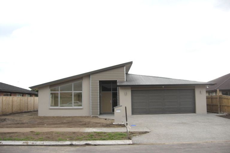 Photo of property in 5 Hulme Way, Raumati Beach, Paraparaumu, 5032