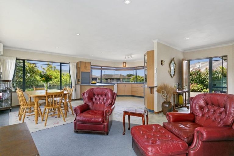 Photo of property in 50 Acacia Bay Road, Nukuhau, Taupo, 3330