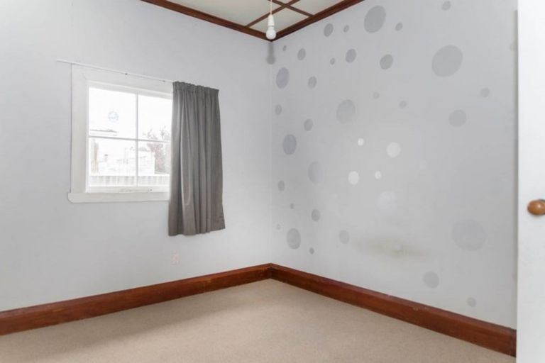 Photo of property in 22 Thyra Street, Dannevirke, 4930