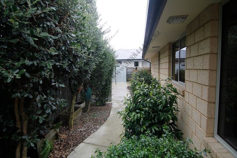 Photo of property in 32 Travis Country Drive, Burwood, Christchurch, 8083