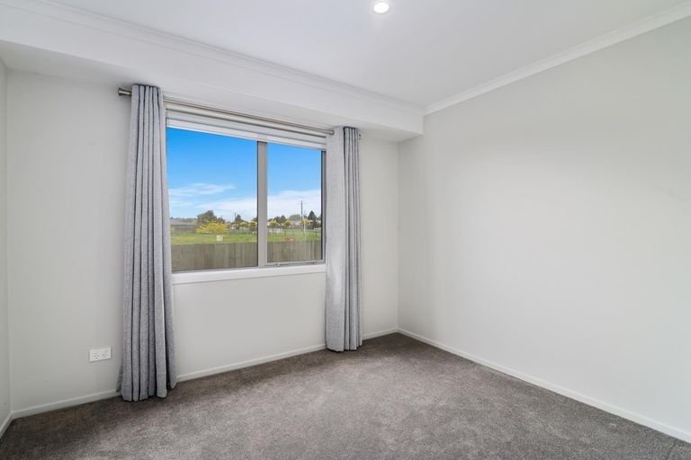 Photo of property in 14 Twain Crescent, Owhata, Rotorua, 3010