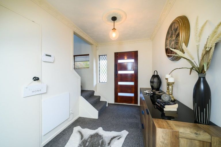 Photo of property in 3 Oak Crescent, Ashhurst, 4810