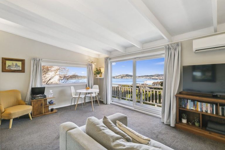 Photo of property in 1/72 Homebush Road, Khandallah, Wellington, 6035