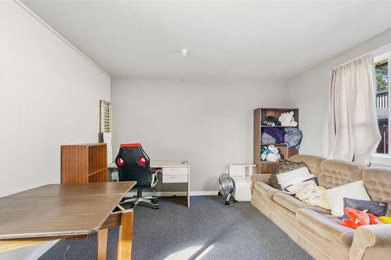 Photo of property in 8 Massey Street, Waimate, 7924