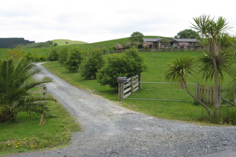 Photo of property in 970 Tauhoa Road, Kaipara Flats, Warkworth, 0984