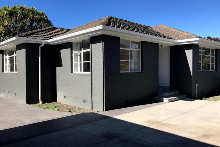 Photo of property in 2/61 Acacia Avenue, Upper Riccarton, Christchurch, 8041