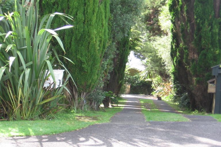 Photo of property in 24 Roland Hill, Glen Eden, Auckland, 0602