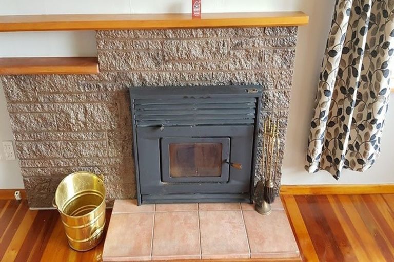 Photo of property in 43 Gordon Road, Plimmerton, Porirua, 5026