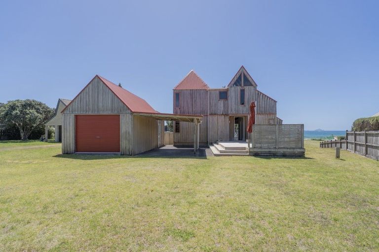 Photo of property in 30 Champion Place, Pauanui, Hikuai, 3579