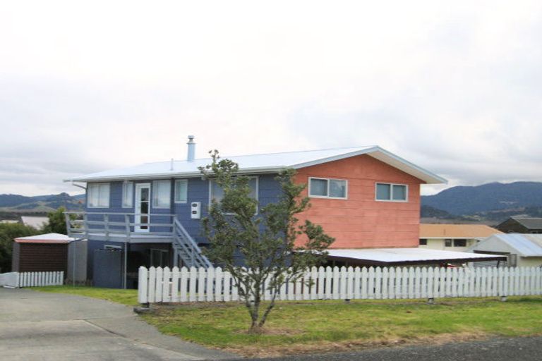 Photo of property in 4 Caroline Heights, Omaha, 0986