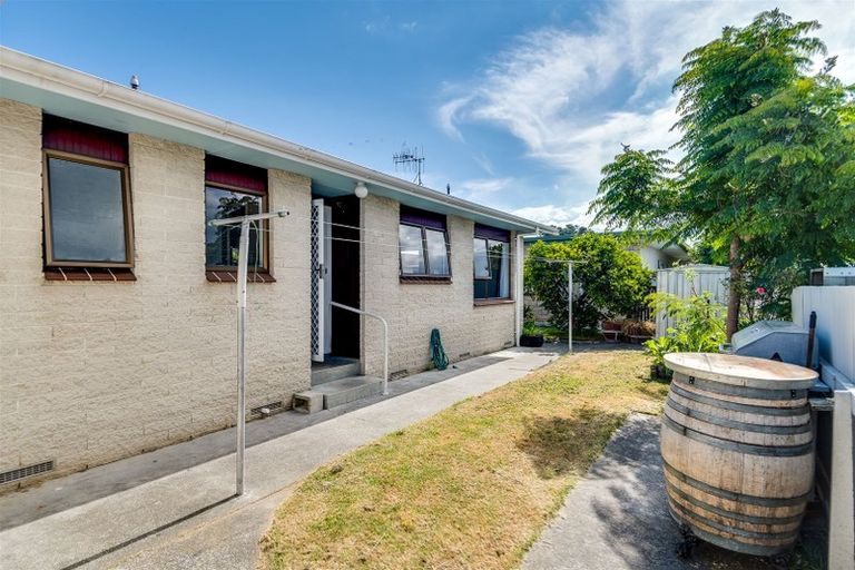 Photo of property in 3/3 Murphy Road, Taradale, Napier, 4112