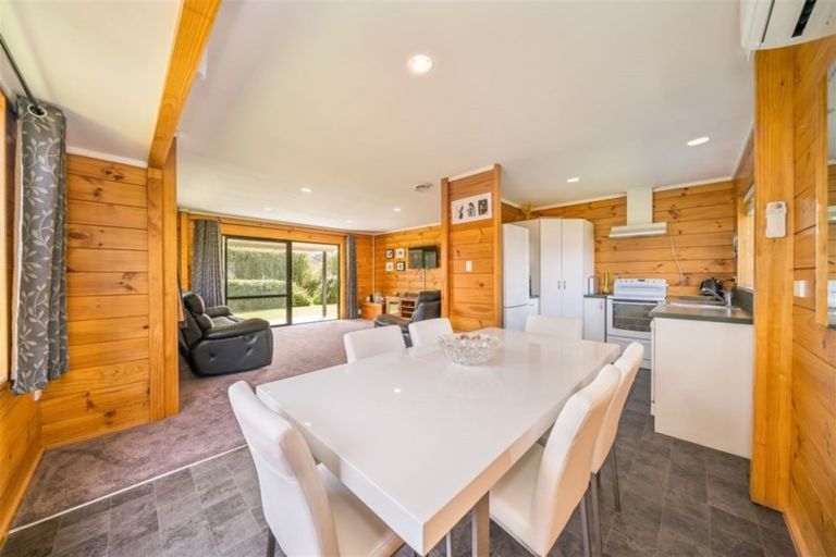 Photo of property in 14a Thackeray Street, Trentham, Upper Hutt, 5018