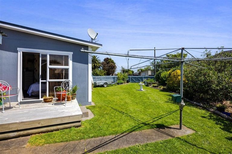 Photo of property in 40 Grey Street, Normanby, Hawera, 4614