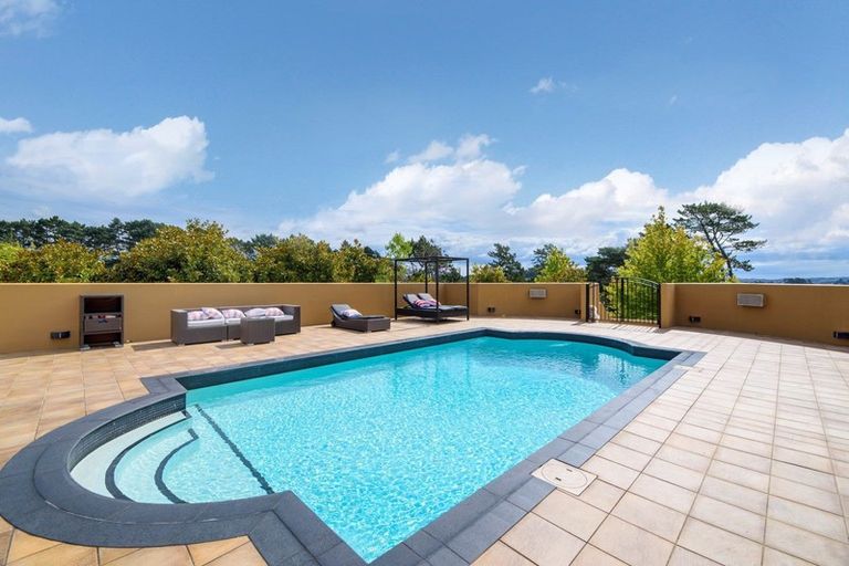 Photo of property in 21 Messenger Road, Stillwater, Silverdale, 0993