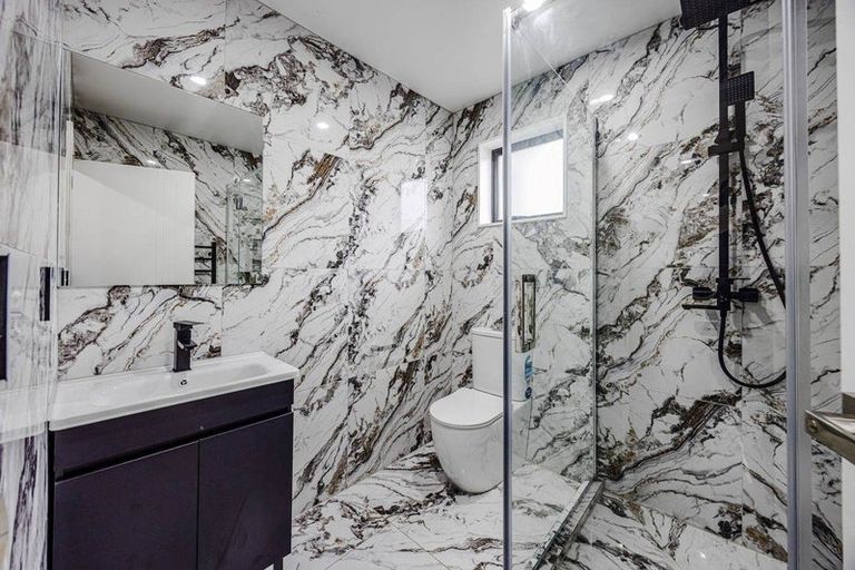 Photo of property in 37a Steven Street, Mangere East, Auckland, 2024