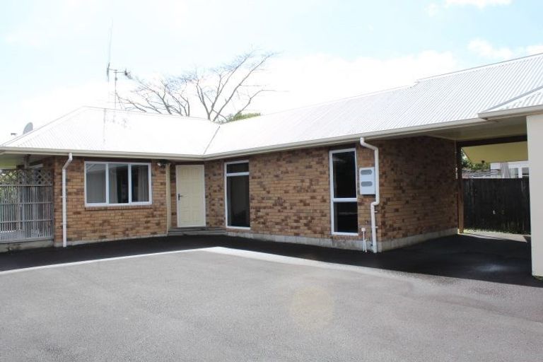 Photo of property in 50a Matai Street West, Riccarton, Christchurch, 8011