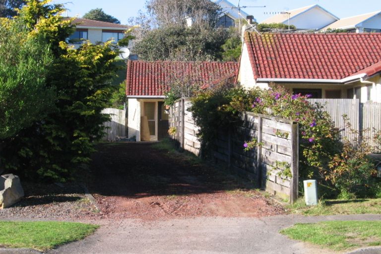 Photo of property in 16a Weggery Drive, Waikanae Beach, Waikanae, 5036