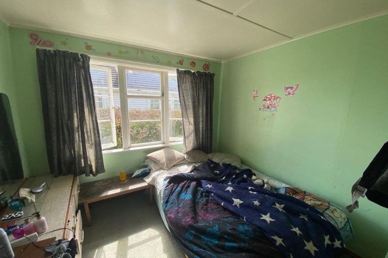 Photo of property in 6 Acourt Street, Hawera, 4610