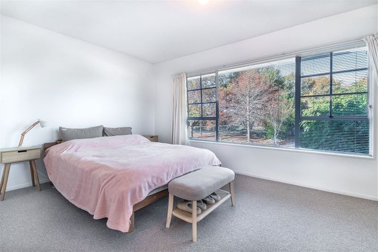 Photo of property in 7 Apsley Drive, Russley, Christchurch, 8042