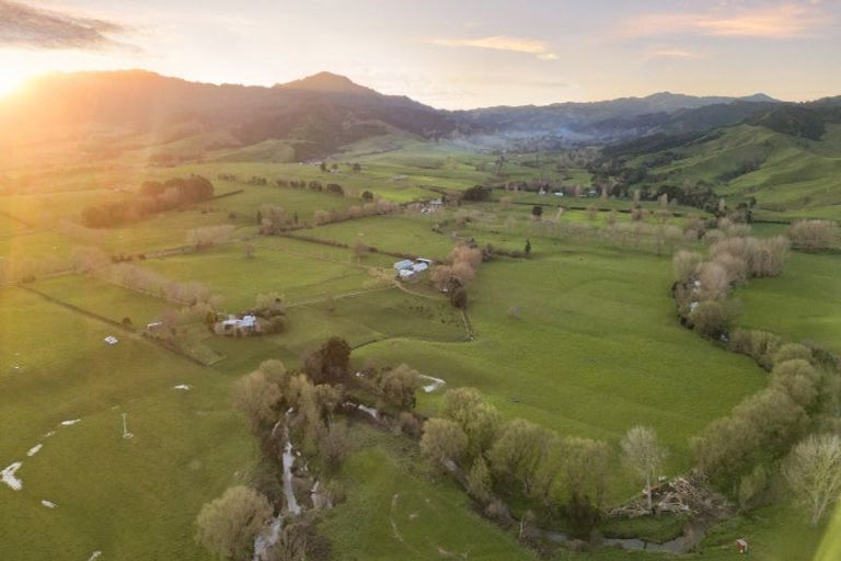 Photo of property in 124 Mangawara Road, Hoe-o-tainui, Morrinsville, 3373