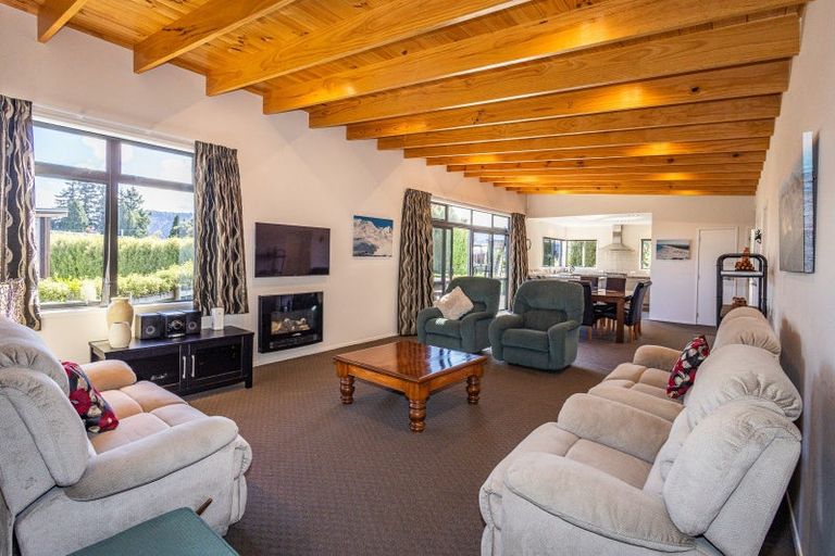 Photo of property in 18 Snowmass Drive, Ohakune, 4625