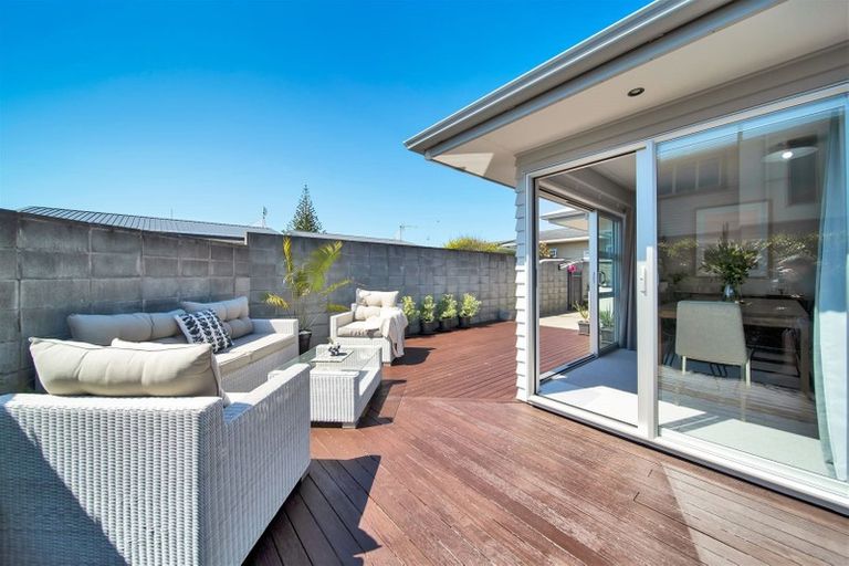 Photo of property in 19c Beach Street, Fitzroy, New Plymouth, 4312