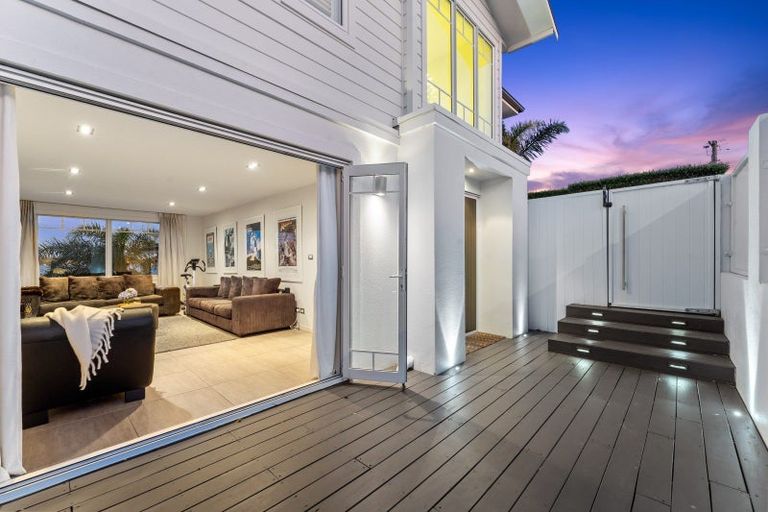 Photo of property in 87 Princes Street, Northcote Point, Auckland, 0627