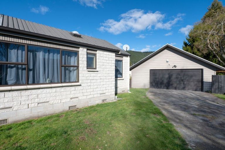 Photo of property in 11 Streamdale Place, Ngongotaha, Rotorua, 3010