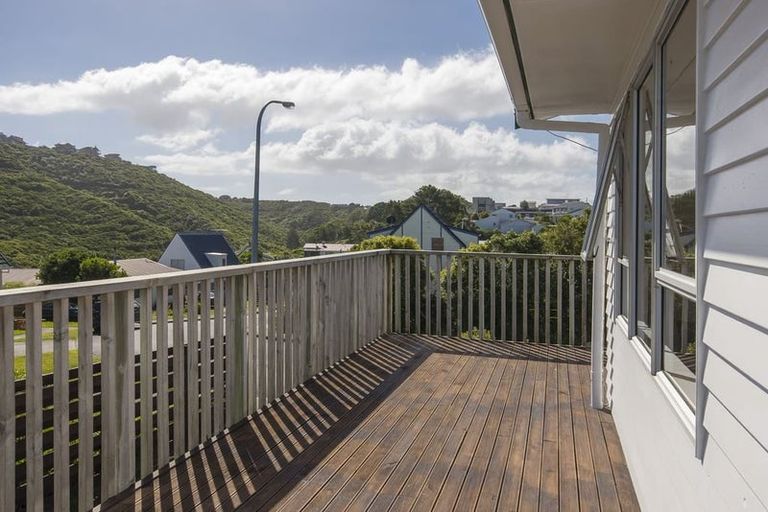 Photo of property in 3 Colorado Grove, Brooklyn, Wellington, 6021