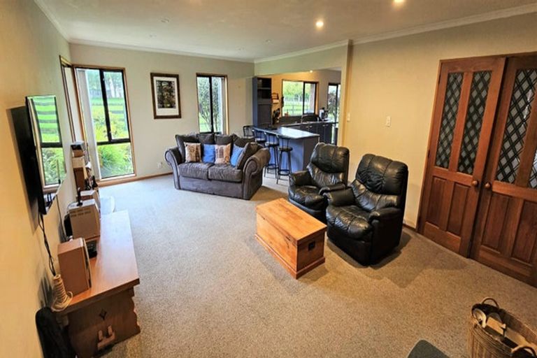 Photo of property in 15 Guys Road, Yaldhurst, Christchurch, 7676