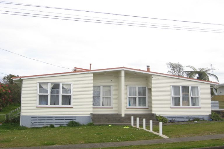 Photo of property in 143 Pembroke Street, Westown, New Plymouth, 4310